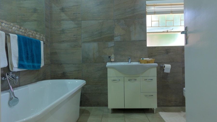 3 Bedroom Property for Sale in Bodorp North West